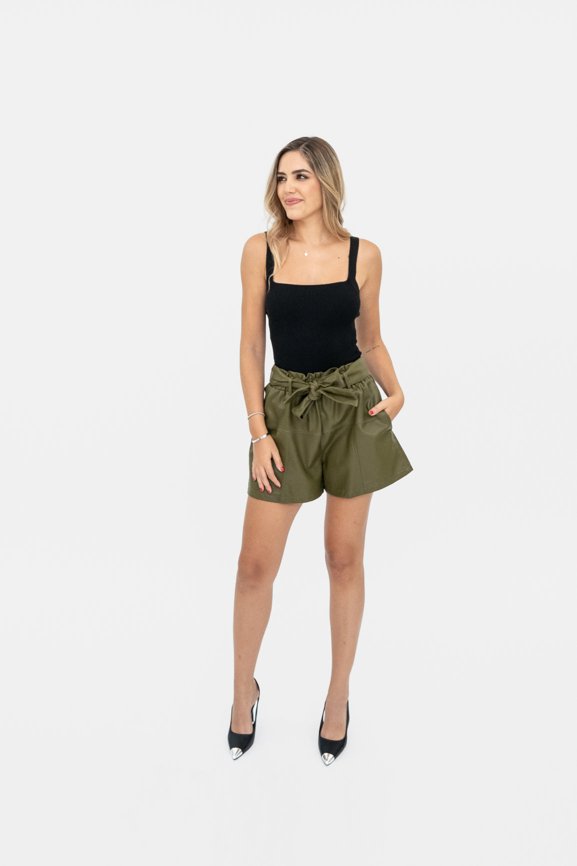 Short tipo piel verde