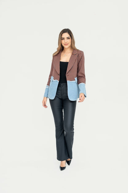 Blazer cuadros tinto con denim