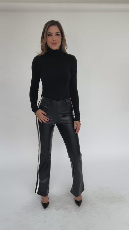 Pantalón negro linea hueso faux leather