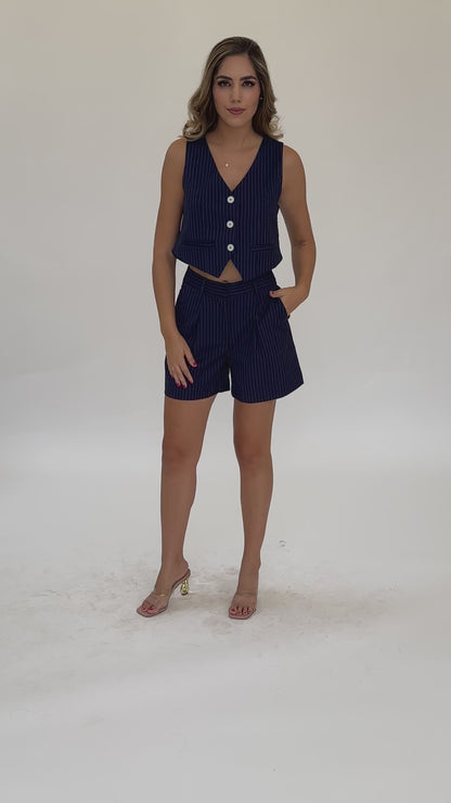 Set chaleco y short navy rayas