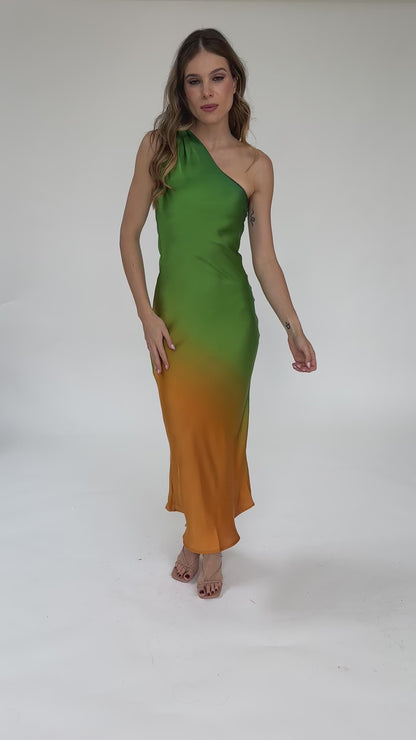 Vestido maxi one shoulder verde